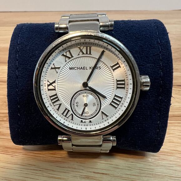 Michael Kors Skylar MK5866 Quartz Women’s Wristwatch 38mm Watch - Picture 1 of 10